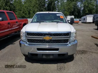 2012 Chevrolet Silverado 3500HD Work Truck z VIN 1GC4KZC81CF173884, wystawiony jako Copart lot #58372145 z przebiegiem 152 002 mil mil oraz Szkoda całkowita • Salvage title. Historia ofert i sprzedaży dostępna na DreamBid. Obrazek 5.