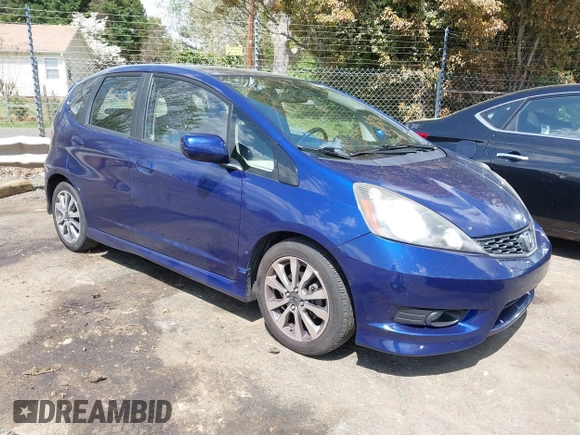 2013 Honda Fit Sport with VIN JHMGE8H57DC067048, listed as a IAAI auction lot 41939330 with 111,368 mi miles. Bid and sale history available at carsss.com. Image 1.