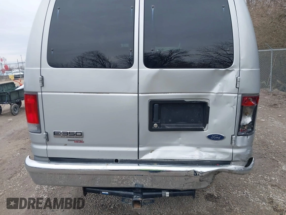 2006 Ford Econoline Passenger XL with VIN 1FBSS31L06HB18030, listed as a IAAI auction lot 41510348 with 189,861 mi miles and . Bid and sale history available at DreamBid. Image 6.