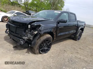2024 Chevrolet Colorado 4WD Trail Boss z VIN 1GCPTEEK2R1252143, wystawiony jako Copart lot #47750305 z przebiegiem 2 353 mil mil oraz Szkoda całkowita • Salvage title. Historia ofert i sprzedaży dostępna na DreamBid. Obrazek 1.