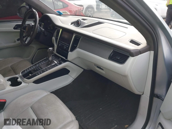 2015 Porsche Macan Turbo с VIN WP1AF2A57FLB96758, выставлен на аукционе IAAI как лот 41585014 с пробегом 129 886 миль миль и . История ставок и продаж доступна на DreamBid. Изображение 5.