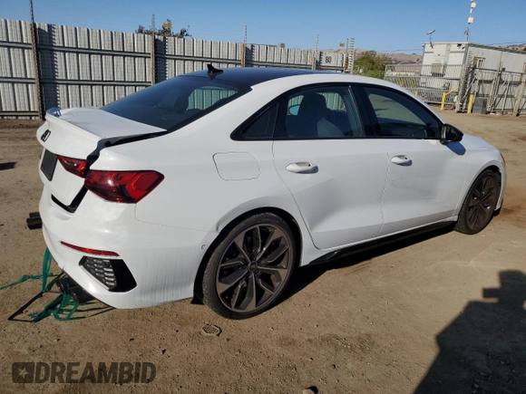 2023 Audi S3 Premium Plus z VIN WAUH3DGY6PA090835, wystawiony jako Copart lot #79867664 z przebiegiem 6 814 mil mil oraz Szkoda całkowita • Salvage title. Historia ofert i sprzedaży dostępna na DreamBid. Obrazek 3.