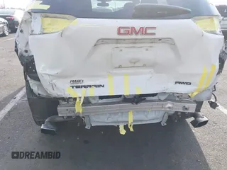 2019 GMC Terrain SLT with VIN 3GKALVEX2KL215372, listed as a IAAI auction lot 40872800 with 54,244 mi miles. Bid and sale history available at carsss.com. Image 18.