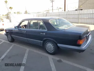 1991 Mercedes-Benz 560 with VIN WDBCA39E4MA583150, listed as a Copart auction lot 84738904 with 183,695 mi miles and Clean Title. Bid and sale history available at DreamBid. Image 2.