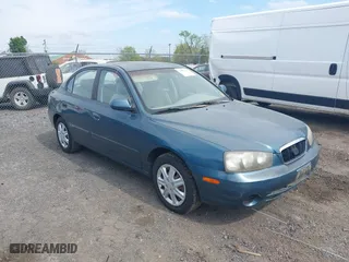 2003 Hyundai Elantra GLS with VIN KMHDN45D93U613247, listed as a IAAI auction lot 42095197 with 139,748 mi miles. Bid and sale history available at carsss.com. Image 1.