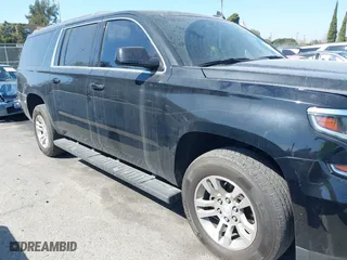 2018 Chevrolet Suburban LT with VIN 1GNSCHKCXJR262926, listed as a IAAI auction lot 41675862 with 181,117 mi miles. Bid and sale history available at carsss.com. Image 6.