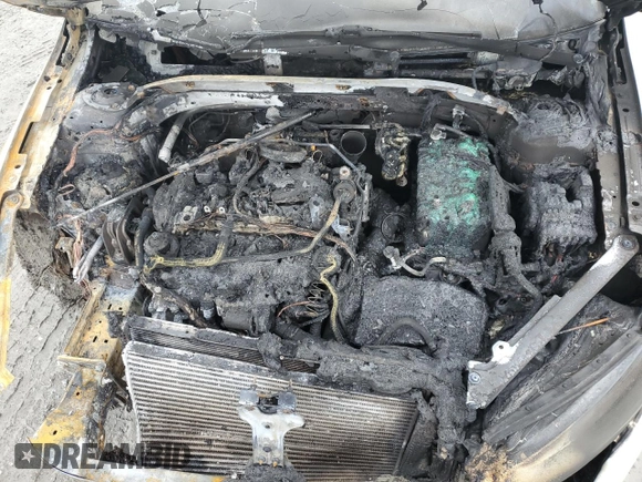 2018 Volkswagen Golf S z VIN 3VWH17AU1JM757852, wystawiony jako Copart lot #84417814 z przebiegiem Nie podano mil oraz Szkoda całkowita • Salvage title. Historia ofert i sprzedaży dostępna na DreamBid. Obrazek 12.