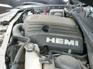 2014 Dodge Challenger R/T с VIN 2C3CDYBT8EH282211, выставлен на аукционе IAAI как лот 42142755 с пробегом Не указан миль и . История ставок и продаж доступна на DreamBid. Изображение 20.