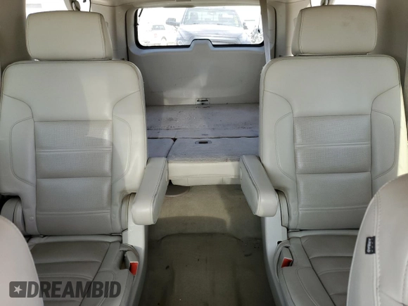 2015 GMC Yukon XL Denali with VIN 1GKS2JKJ3FR585809, listed as a Copart auction lot 48219925 with 191,102 mi miles and Salvage Title. Bid and sale history available at DreamBid. Image 10.