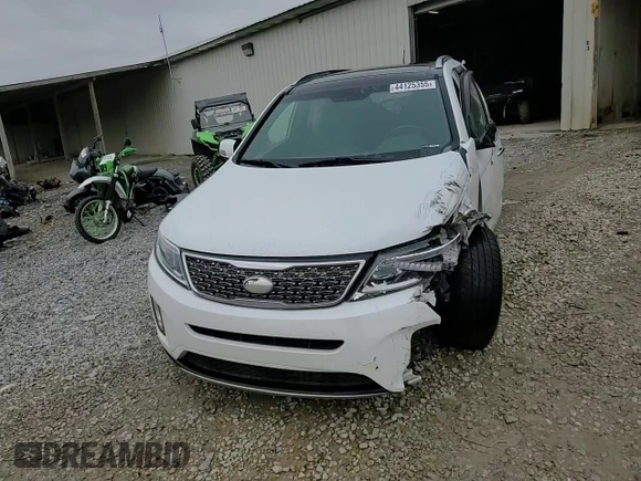 2014 Kia Sorento SX Limited with VIN 5XYKW4A77EG465919, listed as a Copart auction lot 44125355 with 193,544 mi miles and Salvage Title. Bid and sale history available at carsss.com. Image 15.