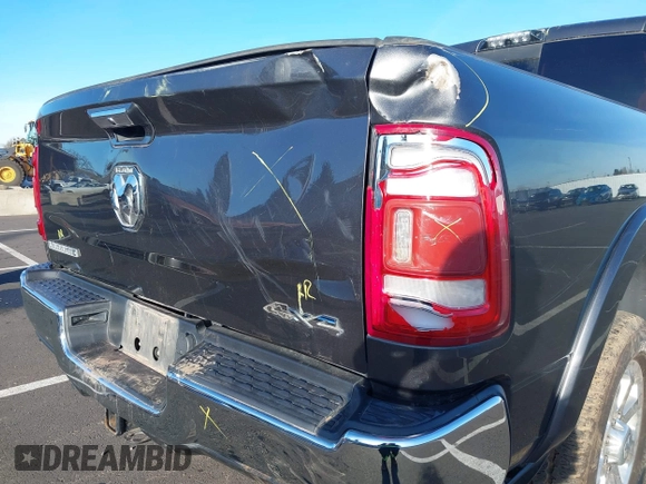 2019 Ram 2500 Laramie with VIN 3C6UR5FL5KG546188, listed as a IAAI auction lot 41361194 with 100,639 mi miles. Bid and sale history available at carsss.com. Image 22.
