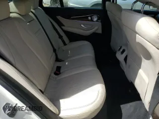 2017 Mercedes-Benz E 300 Luxury with VIN WDDZF4JB7HA253728, listed as a Copart auction lot 54451575 with 47,149 mi miles and Clean Title. Bid and sale history available at DreamBid. Image 10.