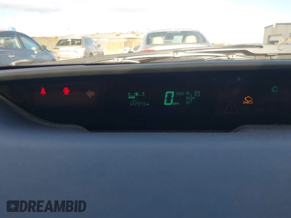 2006 Toyota Prius with VIN JTDKB20U167073069, listed as a IAAI auction lot 41886556 with 122,945 mi miles. Bid and sale history available at carsss.com. Image 7.