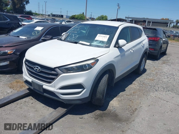 2016 Hyundai Tucson SE z VIN KM8J23A45GU246722, wystawiony jako IAAI lot #41522829 z przebiegiem 123 777 mil mil oraz . Historia ofert i sprzedaży dostępna na DreamBid. Obrazek 16.