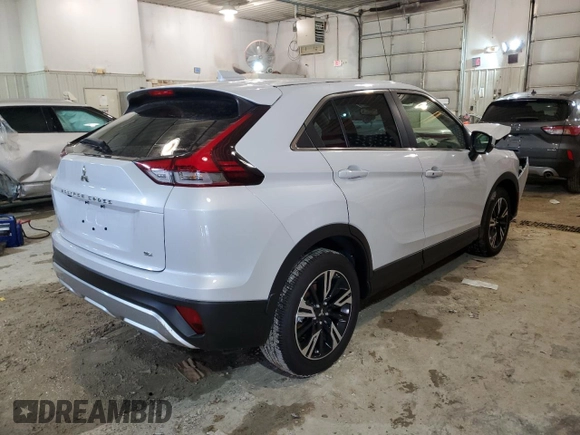 2023 Mitsubishi Eclipse Cross SE z VIN JA4ATWAA2PZ003519, wystawiony jako Copart lot #58262103 z przebiegiem 60 mil mil oraz Nie do naprawy • Non repairable. Historia ofert i sprzedaży dostępna na DreamBid. Obrazek 3.