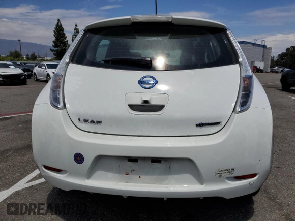 2015 Nissan LEAF SV with VIN 1N4AZ0CP6FC323839, listed as a Copart auction lot 62478103 with 59,069 mi miles. Bid and sale history available at carsss.com. Image 6.