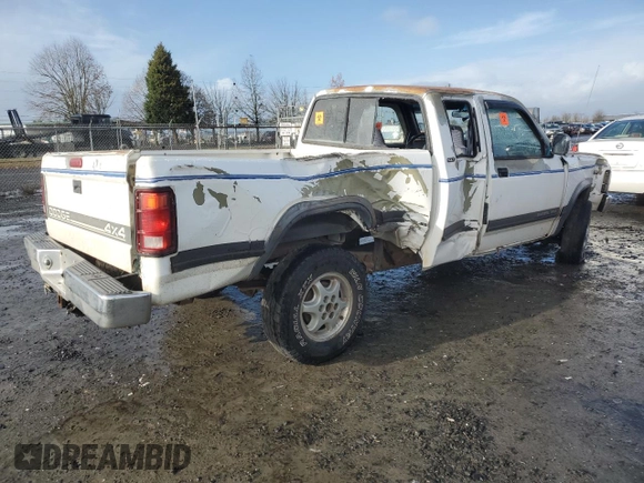1995 Dodge Dakota with VIN 1B7GG23X1SS250126, listed as a Copart auction lot 86535174 with 317,540 mi miles and Salvage Title. Bid and sale history available at carsss.com. Image 3.