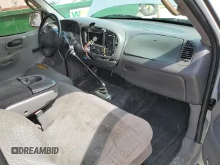 2000 Ford F-150 XL with VIN 1FTZF1727YNB38782, listed as a Copart auction lot 55749405 with 195,440 mi miles and Salvage title. Bid and sale history available at DreamBid. Image 8.