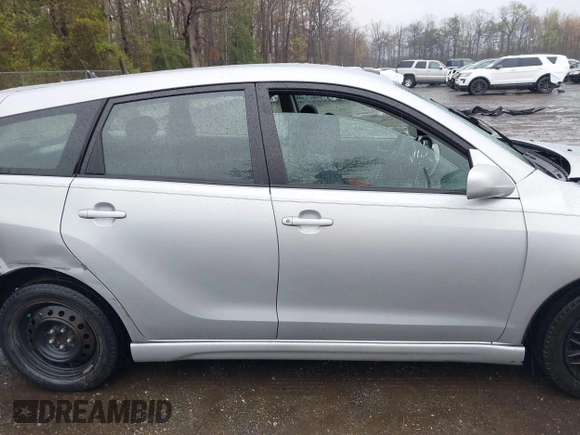 2006 Toyota Matrix STD with VIN 2T1KR32E86C603138, listed as a IAAI auction lot 42012140 with 251,493 mi miles and . Bid and sale history available at carsss.com. Image 13.