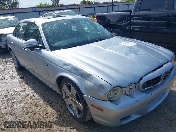 2008 Jaguar XJ Vanden Plas with VIN SAJWA82B28SH28394, listed as a IAAI auction lot 42115179 with 97,846 mi miles and . Bid and sale history available at DreamBid. Image 1.
