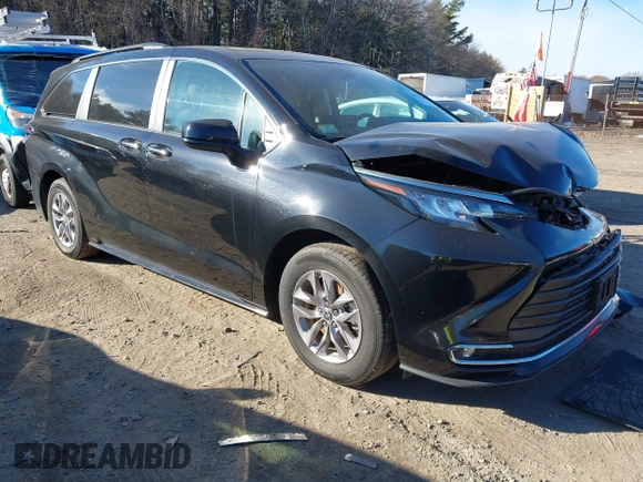 2023 Toyota Sienna XLE with VIN 5TDJSKFC7PS091741, listed as a IAAI auction lot 40979834 with 49,285 mi miles. Bid and sale history available at carsss.com. Image 1.