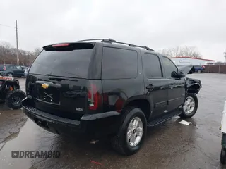 2012 Chevrolet Tahoe LT z VIN 1GNSCBE04CR227932, wystawiony jako IAAI lot #38472865 z przebiegiem 167 457 mil mil oraz . Historia ofert i sprzedaży dostępna na DreamBid. Obrazek 4.