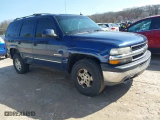 2003 Chevrolet Tahoe LS with VIN 1GNEK13T43J191701, listed as a IAAI auction lot 41763362 with 293,888 mi miles. Bid and sale history available at carsss.com. Image 1.