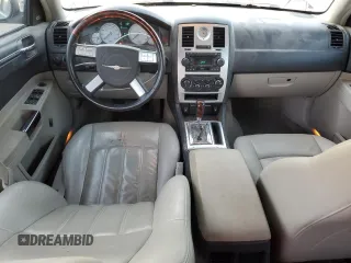 2006 Chrysler 300 C with VIN 2C3LK63H56H375581, listed as a Copart auction lot 81982794 with 104,915 mi miles and Clean Title. Bid and sale history available at carsss.com. Image 8.