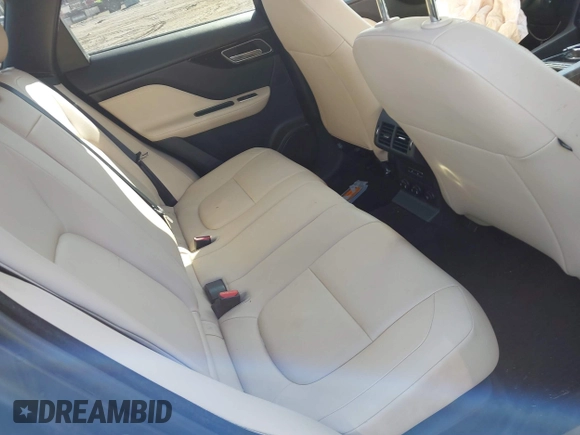 2019 Jaguar F-Pace 25t Premium с VIN SADCJ2FX2KA357093, выставлен на аукционе IAAI как лот 41432963 с пробегом 97 130 миль миль и . История ставок и продаж доступна на DreamBid. Изображение 8.