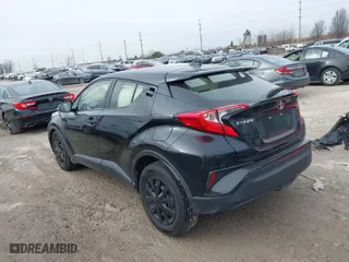 2019 Toyota C-HR XLE with VIN JTNKHMBX2K1029012, listed as a IAAI auction lot 41717454 with 87,040 mi miles. Bid and sale history available at carsss.com. Image 3.