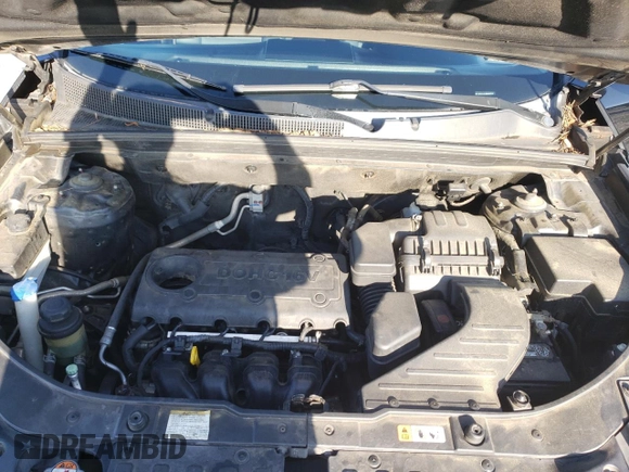 2013 Kia Sorento LX with VIN 5XYKT4A19DG405787, listed as a Copart auction lot 61982935 with 197,897 mi miles and Clean title. Bid and sale history available at DreamBid. Image 12.