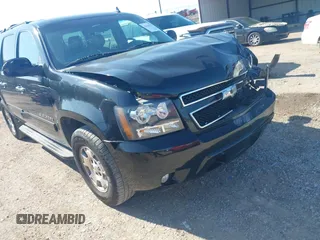 2012 Chevrolet Suburban LT с VIN 1GNSCJE06CR158154, выставлен на аукционе IAAI как лот 41981271 с пробегом 249 631 миль миль и . История ставок и продаж доступна на DreamBid. Изображение 19.