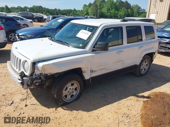 2014 Jeep Patriot Sport z VIN 1C4NJPBB2ED785423, wystawiony jako IAAI lot #42176791 z przebiegiem 117 208 mil mil oraz . Historia ofert i sprzedaży dostępna na DreamBid. Obrazek 2.