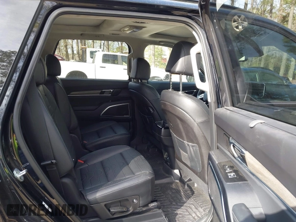 2022 Kia Telluride SX z VIN 5XYP5DHC7NG296481, wystawiony jako IAAI lot #41759359 z przebiegiem 46 857 mil mil oraz . Historia ofert i sprzedaży dostępna na DreamBid. Obrazek 8.