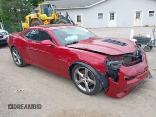 2014 Chevrolet Camaro SS z VIN 2G1FK1EJ4E9287537, wystawiony jako IAAI lot #42182052 z przebiegiem 80 530 mil mil oraz . Historia ofert i sprzedaży dostępna na DreamBid. Obrazek 1.
