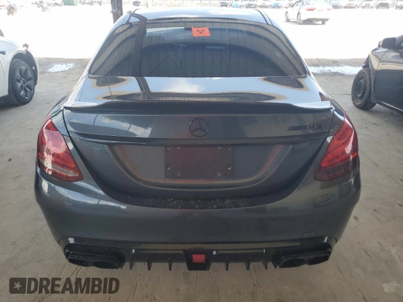 2016 Mercedes-Benz C 450 AMG z VIN 55SWF6EB8GU116241, wystawiony jako Copart lot #56943085 z przebiegiem 106 307 mil mil oraz Szkoda całkowita • Salvage title. Historia ofert i sprzedaży dostępna na DreamBid. Obrazek 6.