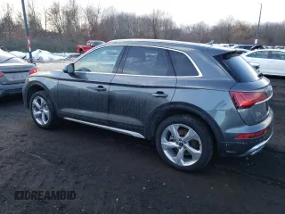 2024 Audi Q5 S line Premium Plus with VIN WA1EAAFYXR2138646, listed as a Copart auction lot 42294595 with 3,378 mi miles and Salvage Title. Bid and sale history available at carsss.com. Image 2.