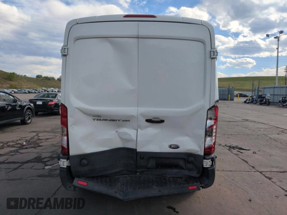 2017 Ford Transit с VIN 1FTYR2CM6HKB46700, выставлен на аукционе Copart как лот 58007815 с пробегом 237 039 миль миль и Списание • Salvage title. История ставок и продаж доступна на DreamBid. Изображение 6.