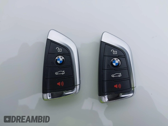 2016 BMW X5 xDrive40e z VIN 5UXKT0C55G0S77047, wystawiony jako IAAI lot #42224623 z przebiegiem 102 611 mil mil oraz . Historia ofert i sprzedaży dostępna na DreamBid. Obrazek 11.