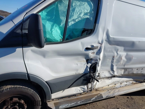 2018 Ford Transit with VIN 1FTYR1ZM6JKA89034, listed as a IAAI auction lot 41727541 with 219,080 mi miles and . Bid and sale history available at carsss.com. Image 6.