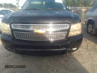 2008 Chevrolet Tahoe LTZ with VIN 1GNFK13028J123429, listed as a IAAI auction lot 42415046 with 240,925 mi miles and . Bid and sale history available at DreamBid. Image 6.