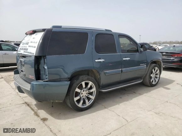 2008 GMC Yukon Denali with VIN 1GKEC63858J185528, listed as a Copart auction lot 48202775 with 295,079 mi miles and Salvage Title. Bid and sale history available at carsss.com. Image 3.