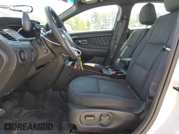 2016 Ford Police Interceptor with VIN 1FAHP2MT7GG136776, listed as a Copart auction lot 52381585 with 142,001 mi miles and Non repairable. Bid and sale history available at DreamBid. Image 7.