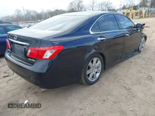 2007 Lexus ES 350 with VIN JTHBJ46G172073022, listed as a IAAI auction lot 41521404 with 176,963 mi miles. Bid and sale history available at carsss.com. Image 4.