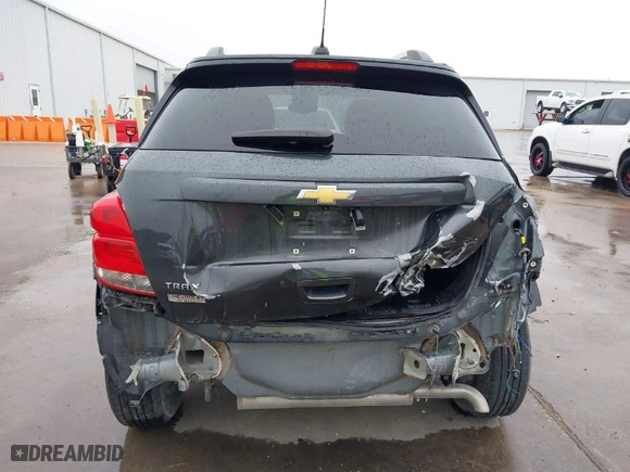 2020 Chevrolet Trax LT with VIN 3GNCJLSB7LL168453, listed as a IAAI auction lot 41568602 with 76,610 mi miles. Bid and sale history available at carsss.com. Image 17.