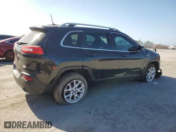 2016 Jeep Cherokee Latitude with VIN 1C4PJLCS5GW190282, listed as a Copart auction lot 55102675 with 131,048 mi miles and Salvage title. Bid and sale history available at DreamBid. Image 3.