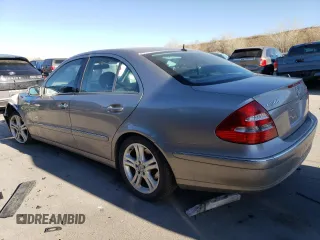 2005 Mercedes-Benz E 500 z VIN WDBUF83J05X166759, wystawiony jako Copart lot #82581124 z przebiegiem 192 939 mil mil oraz Szkoda całkowita • Salvage title. Historia ofert i sprzedaży dostępna na DreamBid. Obrazek 2.