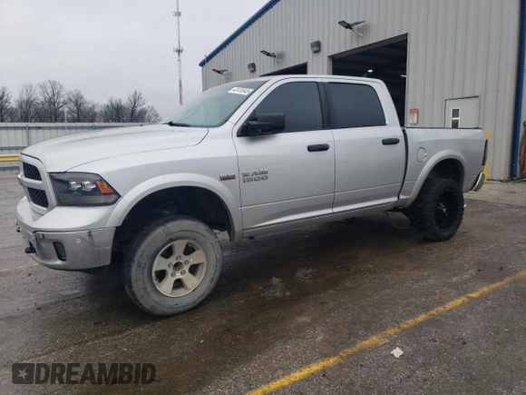 2015 Ram 1500 Outdoorsman z VIN 1C6RR6LT3FS663606, wystawiony jako Copart lot #42415545 z przebiegiem 156 766 mil mil oraz Szkoda całkowita • Salvage title. Historia ofert i sprzedaży dostępna na DreamBid. Obrazek 1.