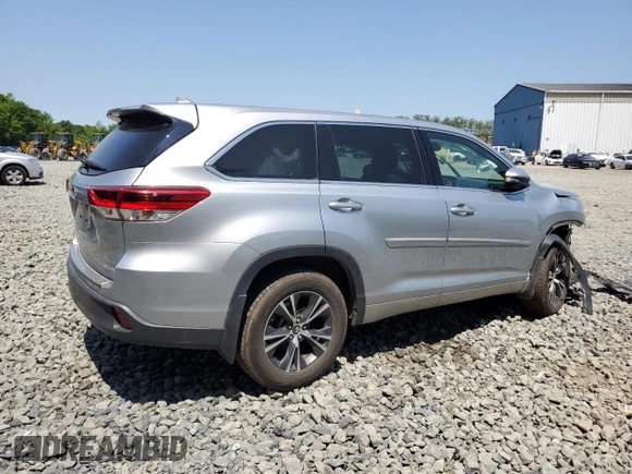 2017 Toyota Highlander LE with VIN 5TDBZRFH5HS481159, listed as a Copart auction lot 59106835 with Not provided miles and Salvage title. Bid and sale history available at DreamBid. Image 3.
