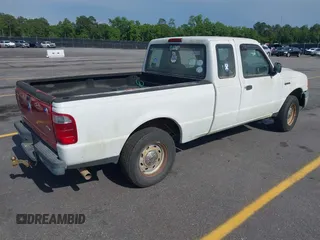 2005 Ford Ranger XL with VIN 1FTYR14U65PB02865, listed as a IAAI auction lot 42087368 with 206,011 mi miles. Bid and sale history available at carsss.com. Image 4.